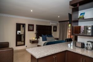 Our 4-star luxury apartments, perfect for extended stays, offering all the comforts from home. Pretoria, Gauteng, South Africa.