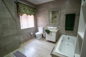 5-star Luxury Suites